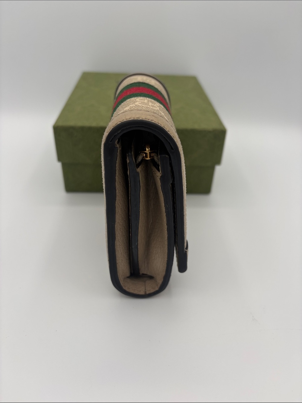 Gucci Ophidia GG Supreme Bifold Wallet- Beige/White with Green-Red Web Stripe - Picture 5 of 16